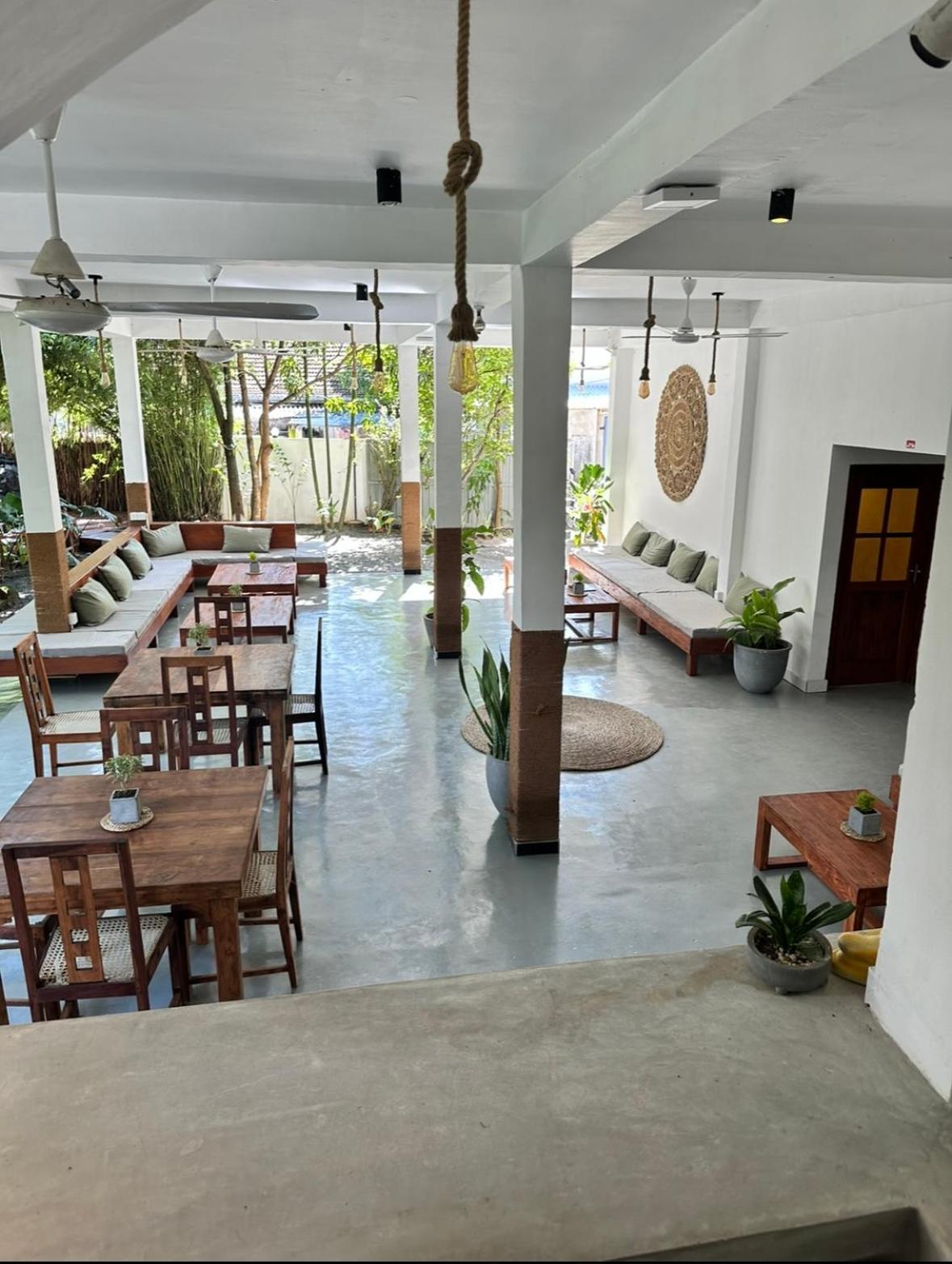 Drifter - Rooms & Food Midigama East Exterior foto